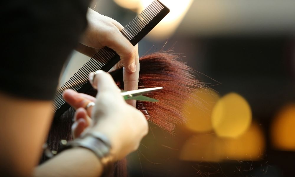 Essential Tools You Need To Start Cutting Hair